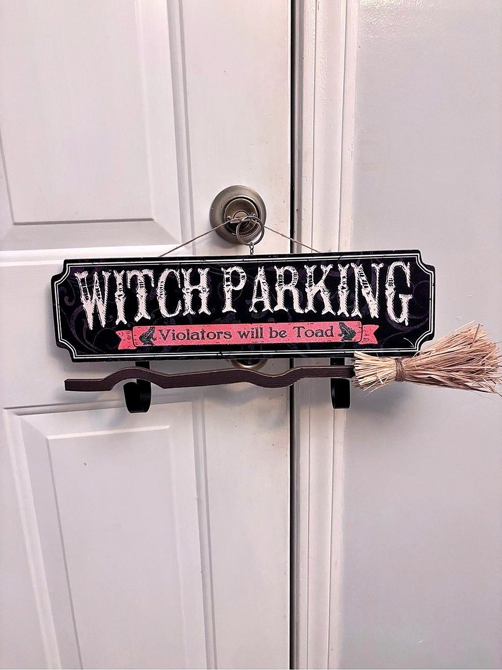 Witch Parking Sign W/hooks Halloween Wall/Party Decor NWT